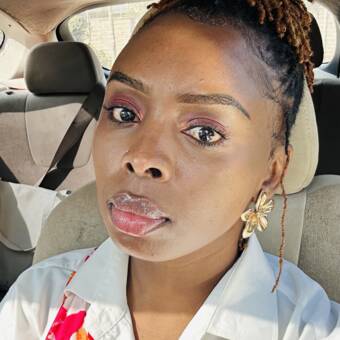 Shiqu, Loctician at Jazz Loc Studio
